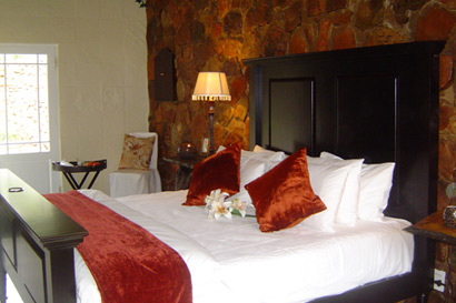 Carmine Luxury Suite
